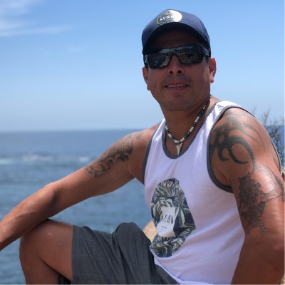 Giovanni Arce, Founder
